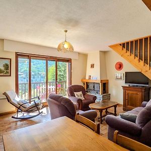 Appartement à 3 Chambres à Coucher