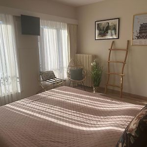 Appartement à 2 Chambres à Coucher