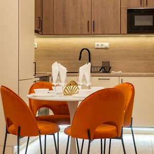 Acacia-A20 Suites