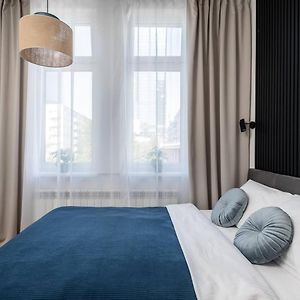 Fifty Studio City Center Sienna