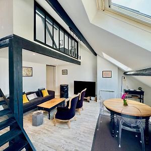 Appartement à 2 Chambres à Coucher