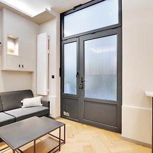 Pick A Flat'S Apartment In Champs-Elysees - Rue Marbeuf