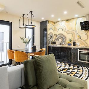 Appartement Supérieur à 3 Chambres à Coucher