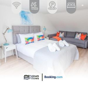 Modern Oxford 2 Bedroom Apartments, Near John Radcliffe Hospital, Weekly & Monthly Deals