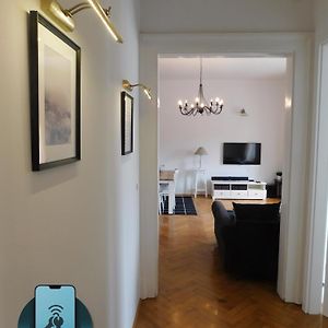 Cosy Resy Place