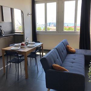 Appartement à 3 Chambres à Coucher