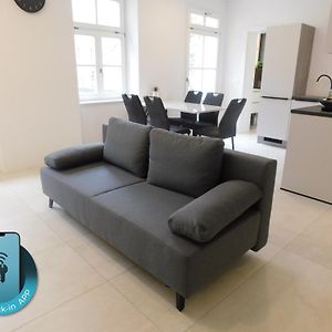 Appartement à 2 Chambres à Coucher