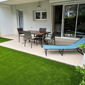 Saint-Raphael, Boulouris, F2 Dans Belle Residence 3 Piscines, Proche Bord De Mer