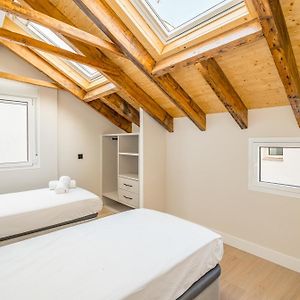Gran Via XV Calle De Las Conchas 4Br 4Bh