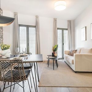 Appartement à 2 Chambres à Coucher