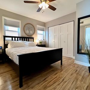 Bridgeport Place - Free Parking, Mccormick Place-Sox Park