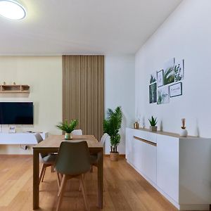 Garibaldi Oasis Retreat - Awesome Location In The Modern Milano