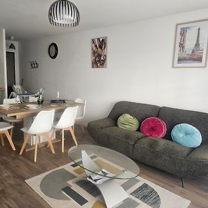 Appartement à 2 Chambres à Coucher