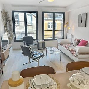 Appartement à 2 Chambres à Coucher