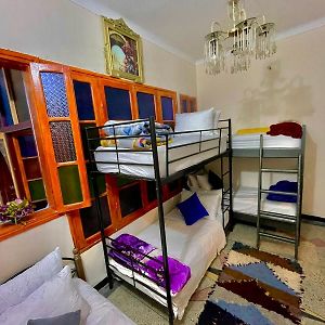 Dormitory Room Mixed