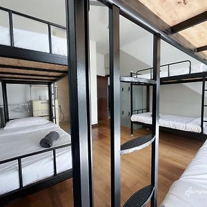 Dormitory Room Mixed