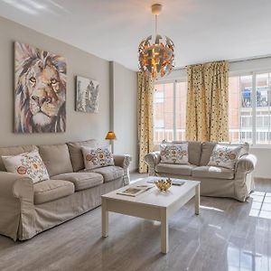 Appartement de Luxe à 3 Chambres à Coucher