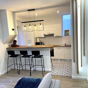 Appartement à 2 Chambres à Coucher