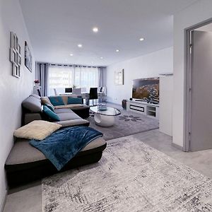 Appartement à 3 Chambres à Coucher