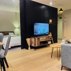 Sleek Haven Luxurious 2Bed Apartment In Manchester City Centre