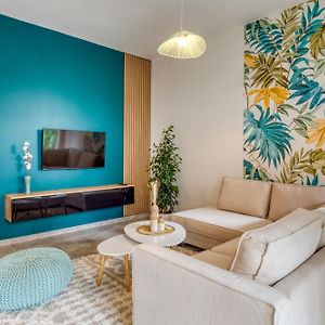 Chic Marianne - Appt T2 Parking Et Terrasse Prives