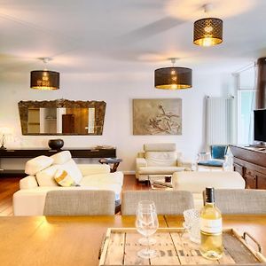 Appartement à 3 Chambres à Coucher