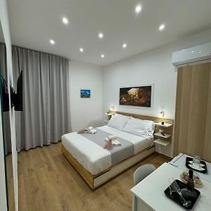 Private Bathroom King Room