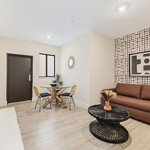 Appartement de Luxe à 2 Chambres à Coucher