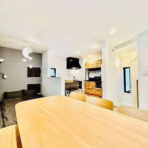 Villa à 3 Chambres à Coucher