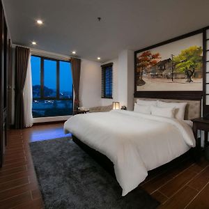 Bradi Gate- 22Land Residence Hotel