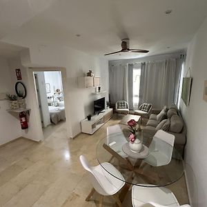 Appartement à 3 Chambres à Coucher