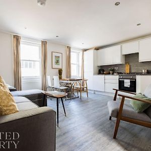 Modern 3-Bed Duplex Apartment In Fitzrovia Near Oxford Street