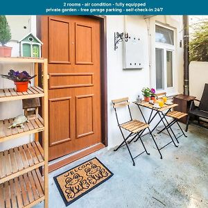 Old Town 2 Rooms Apartment Garden Free Parking