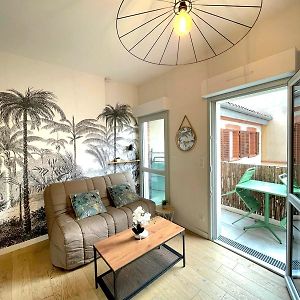 Studio Chic & Balcon - Hypercentre - Gare - Metro