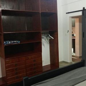 Appartement Meuble Fann Hock