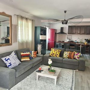 Appartement à 2 Chambres à Coucher