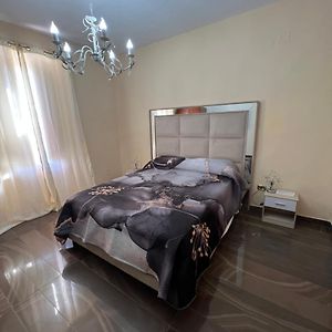 Room Station Giulia