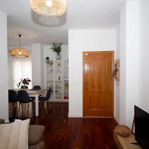 Appartement à 3 Chambres à Coucher