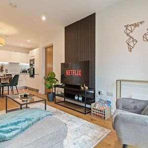 The Shanti Suite- City Central - Parking - Netflix