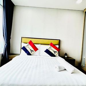 Appartement à 2 Chambres à Coucher