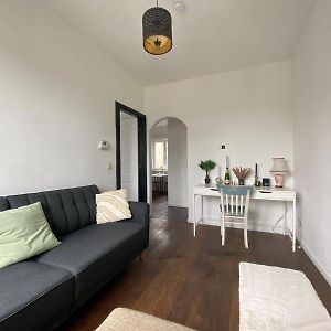 Trendy Studio At Top Location
