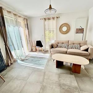 Appartement à 2 Chambres à Coucher