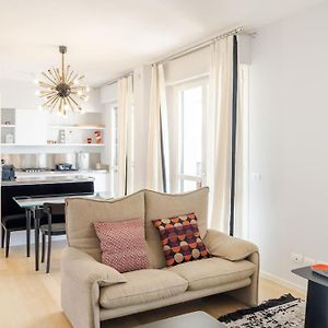 Appartement à 2 Chambres à Coucher