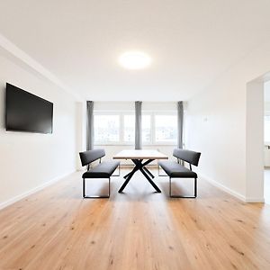 Appartement à 4 Chambres à Coucher