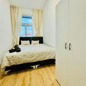 4Br Shared Apt With City View Only 7- Min To Westbahnhof