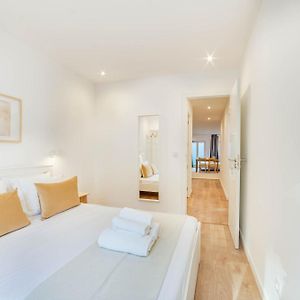 Appartement à 2 Chambres à Coucher