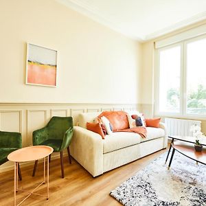 Appartement à 2 Chambres à Coucher
