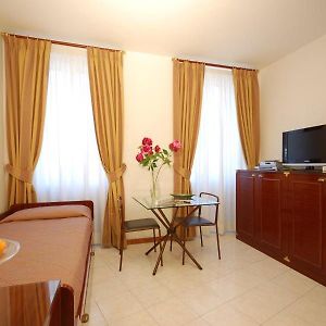 Suite à 2 Chambres à Coucher