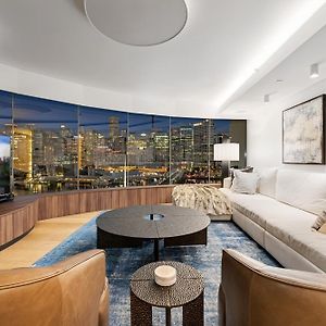 3 Bedroom Darling Harbour Apartment