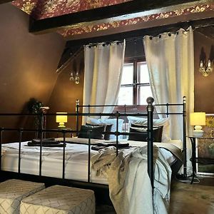 Appartement à 2 Chambres à Coucher